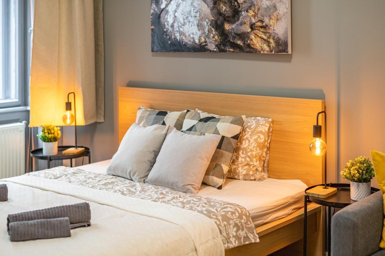 Deluxe Kazincy Apartment In The Heart Of Budapest Eksteriør bilde