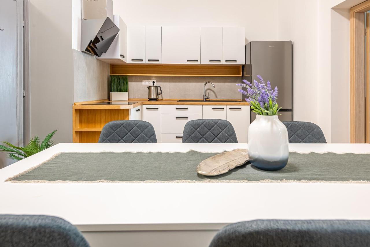 Deluxe Kazincy Apartment In The Heart Of Budapest Eksteriør bilde
