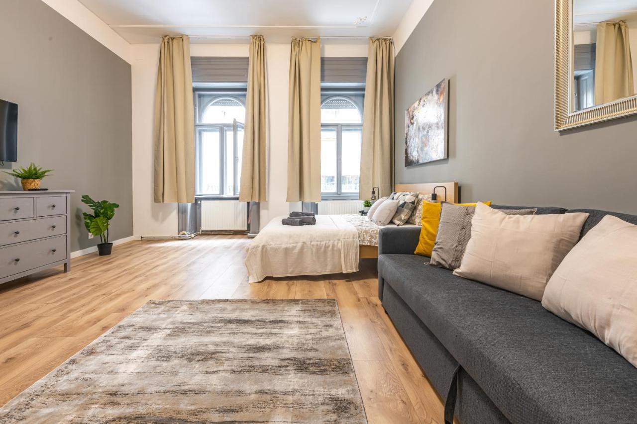 Deluxe Kazincy Apartment In The Heart Of Budapest Eksteriør bilde