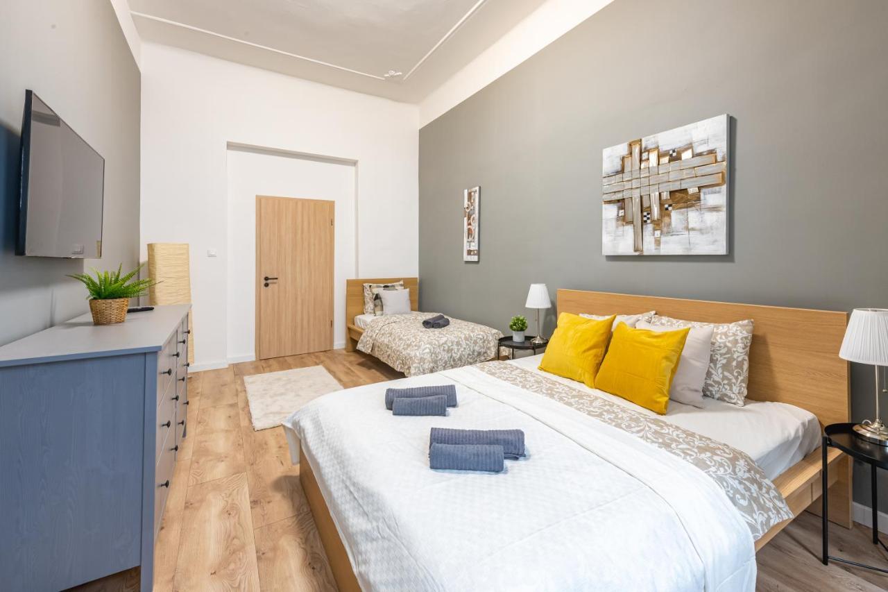 Deluxe Kazincy Apartment In The Heart Of Budapest Eksteriør bilde