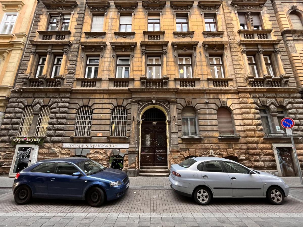 Deluxe Kazincy Apartment In The Heart Of Budapest Eksteriør bilde